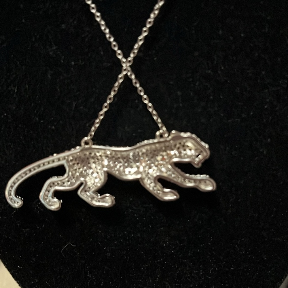 🐆🐆🐆🐆🐆🐆 JTV NIB SS JAGUAR NECKLACE🐆🐆🐆 - Picture 4 of 4